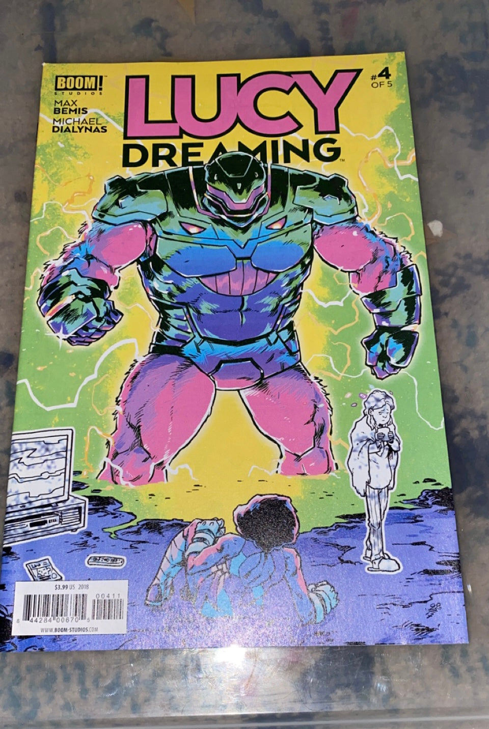 Lucy Dreaming Issue 4