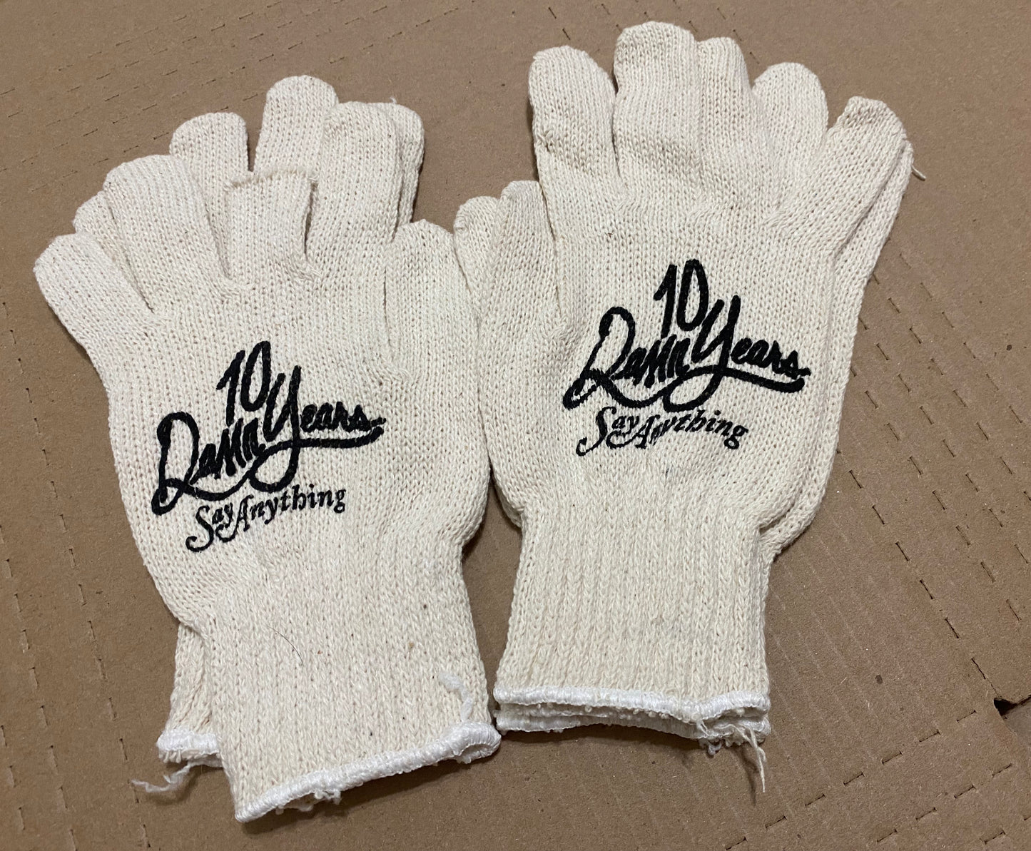 10 Damn Years Gloves